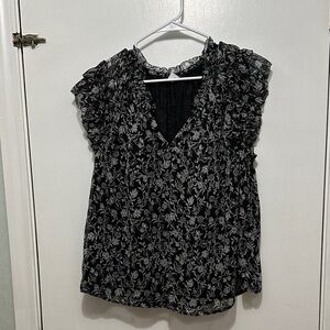 Old Navy Black and Gray Floral Blouse